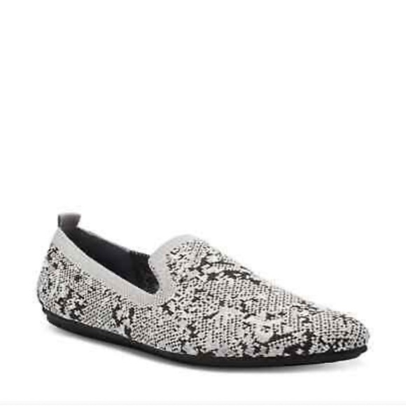 VINCE CAMUTO Fabeau3 Washable Knit Fabric Smoking Loafers - Picture 2 of 6